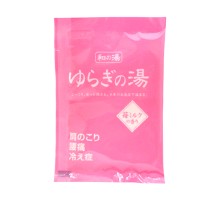 LION Соль для принятия ванны "Bath Salt Novopin Yuragi noYu" с ароматом клубничного молока 25 г